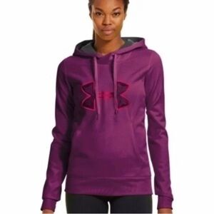 Under Armour Fuchsia hoodie size small